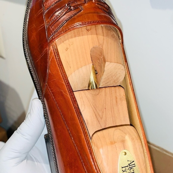 Cable & Company Italian Leather Tassel Loafers. - Picture 10 of 14